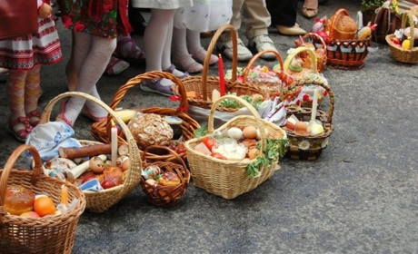 Де у Чорткові можна буде освятити паску та розпорядок святкових Богослужінь у храмах міста