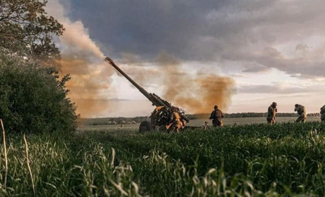 Україна повертає своє: над Ізюмом підняли прапор, 300 одиниць «неочікуваного лендлізу» та інше
