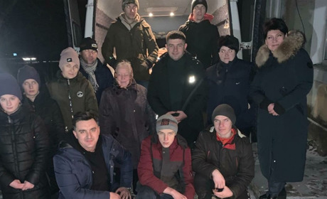 Полицька громада волонтерить - знов повезли гумвантаж землякам на передову