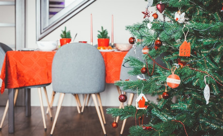 Як відсвяткувати Новий рік у Сватовому за 1000 гривень: промоніторили ціни і склали новорічне меню