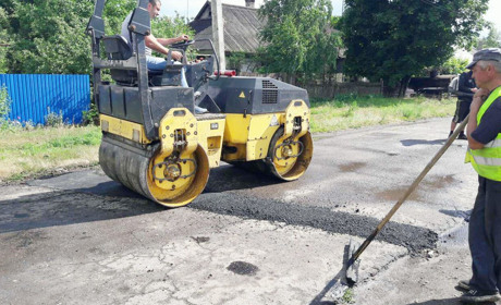 Понад 4 мільйонів гривень освоєно в районі на ремонт доріг