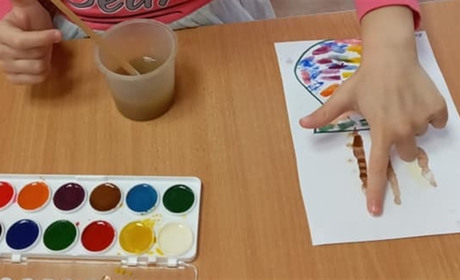 Троїцькі дошкільнята вивчають нетрадиційні методи малювання