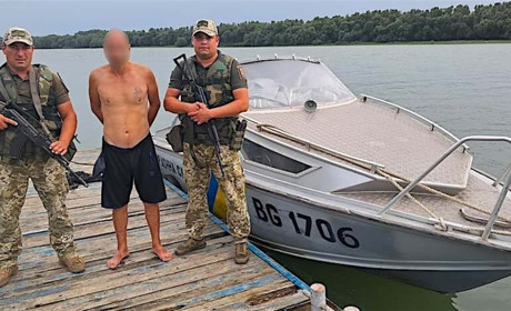 Мешканець Ізмаїла спробував перепливти кордон прямо навпроти морвокзалу (відео)