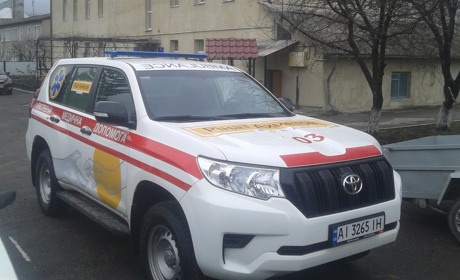 Кременець отримав новий реанімобіль, але його ніде прилаштувати