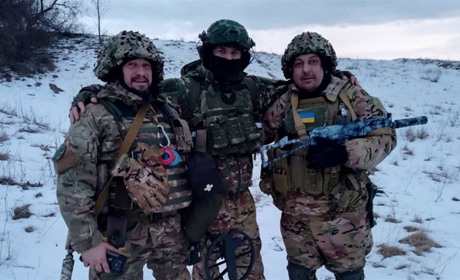 Привітаймо захисників із Різдвом, разом закриємо збори їм на авто, тепловізор та дрони