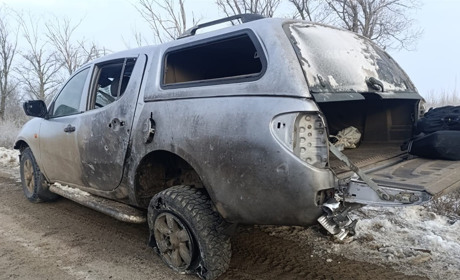 У Куп’янську російський безпілотник атакував авто з поліцейськими: є постраждалі