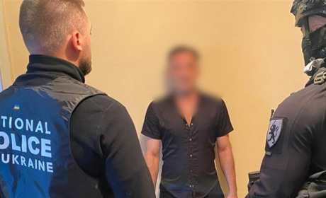 У Молдові затримали групу українських шахраїв, які ошукали військових на понад 1 млн гривень