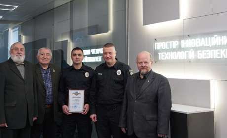 Українські фахівці створили новий спосіб гасіння електромобілів: що це за розробка