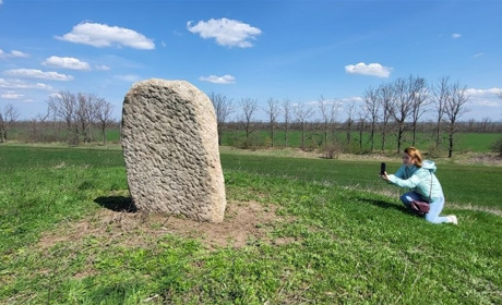Кромлехи та кургани: старші за Стоунхендж – і поруч з нами. Екскурсія у глибину тисячоліть