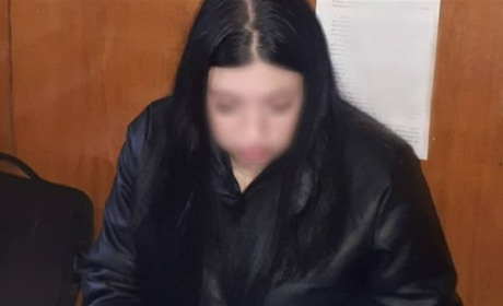 Мешканку Торецька підозрюють у шахрайстві. За 4 місяці вона ошукала 8 людей на 153 тисячі гривень
