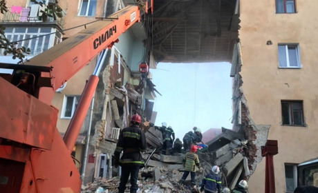 Як діяти, якщо під час вибуху обвалилася будівля: поради від спеціалістів Житомирщини