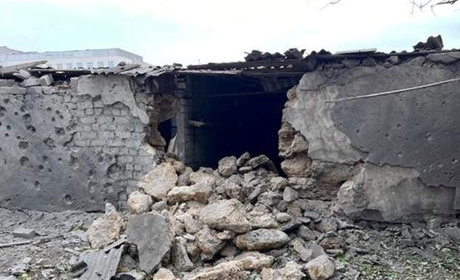 Під час обстрілів Херсонщини окупанти поранили чотирьох цивільних та пошкодили два медичні заклади