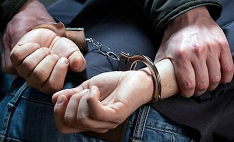 Поліцейські Покровська затримали двох грабіжників