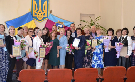 У Глухові відзначили працівників освіти до Дня вчителя