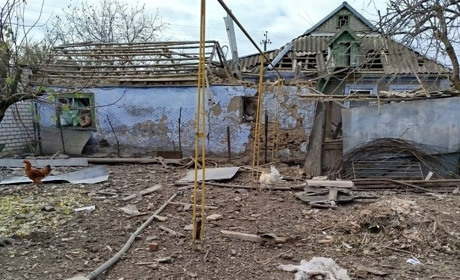 Армія рф на Херсонщині атакувала критичну інфраструктуру, будинки, освітній заклад