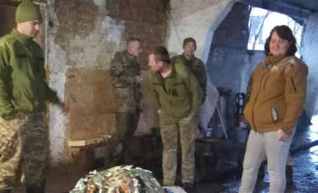 Херсонські волонтери збираються привітати Воїнів із Великоднем: як долучитись і допомогти