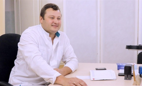 Хірург П'ятковський «молодший» більше не працюватиме в Ніжинській лікарні