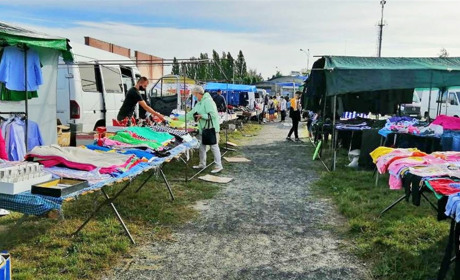 Чи працюють ринки у «червоній зоні» у Рафалівці, Володимирці і Вараші: які 3 особливості ми знайшли