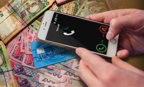 Щоб визволити онука старенька зі Сватового віддала поліціянтам 10 тисяч. Але це були не поліціянти