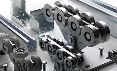 Особливості вибору посиленої фурнітури для монтажу відкатних воріт