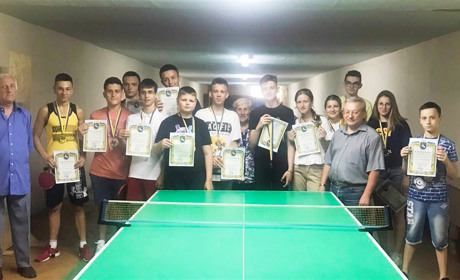 У Кіцмані відбулися змагання з настільного тенісу