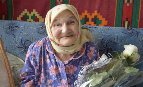 Жительці Нежуриного, що на Сватівщині, яка пережила війну і примусові роботи, виповнилося 100 років