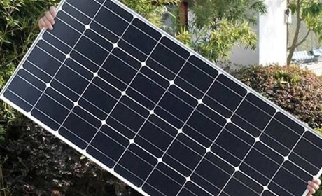 Масштабна крадіжка в Ізмаїлі: з території м’ясокомбінату викрали сотні сонячних панелей