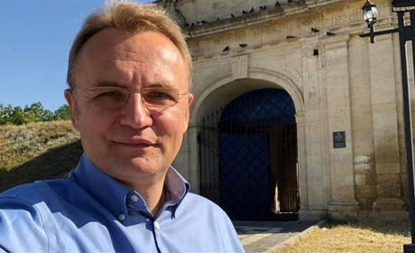 Мер Львова відвідав Херсон: розповідаємо про його враження і показуємо фото сьогодні та 5 років тому