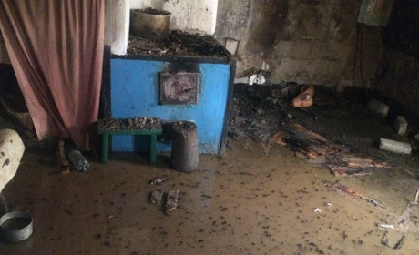 У Містках Сватівського району горіла літня кухня