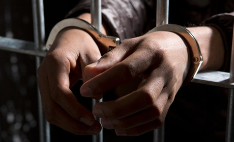 Під час вручення повістки чоловік вдарив працівника ТЦК на Житомирщині: як його покарав суд