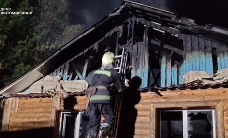 Облив бензином стіну церкви та підпалив її: на Звягельщині затримали 28-річного підозрюваного