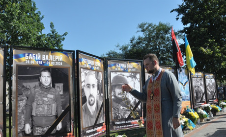 У Нагірянці, що на Чортківщині, відкрили Алею памʼяті Героїв