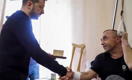 Воїна із Кадомки Івана Смальцера нагороджено орденом. Відзнаку вручив Володимир Зеленський