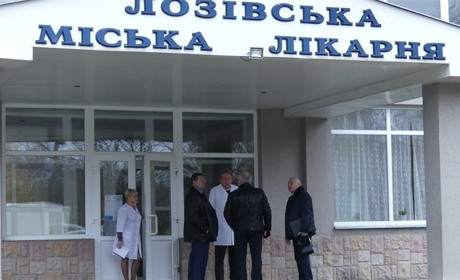 На Лозівщині лікарі проводитимуть прийом пацієнтів в амбулаторіях та ФАПах громади. Графік