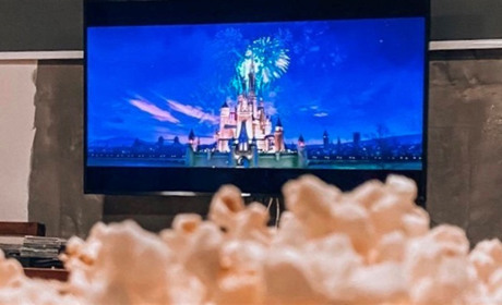 Підбірка двох різнопланових фільмів з Джессі Айзенбергом у головній ролі 