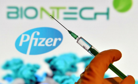 Україна уклала договір на поставку 10 мільйонів доз вакцини Pfizer