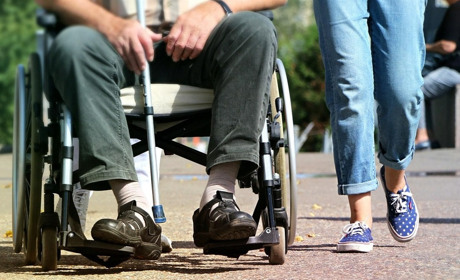 Послуги без черги: де закон гарантує пріоритет людям з інвалідністю