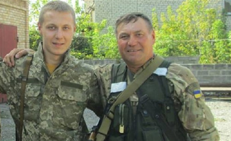 Унікальний випадок: відзнаку «За заслуги перед Вінниччиною» отримали батько і син 