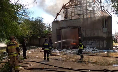 Від обстрілу Херсона постраждали пʼятеро людей