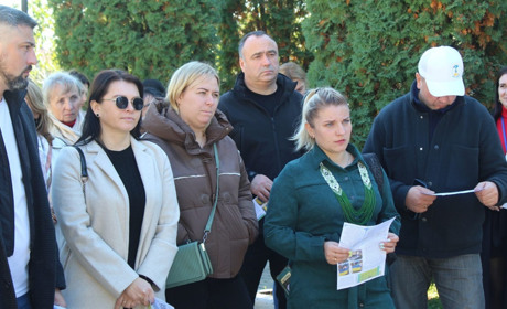 Бути як удома. На Хмельниччині обстежують умови проживання переселенців