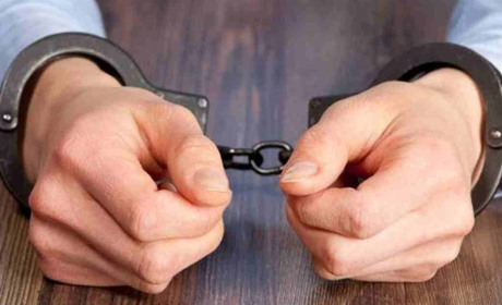 Депутат місцевої ради на Херсонщині під час застілля ледь не застрелив свого знайомого