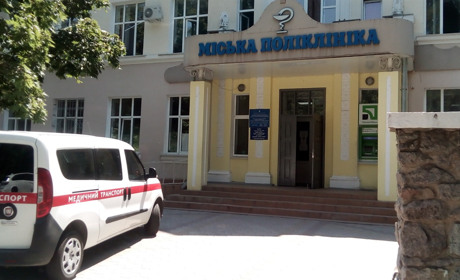 Херсон і Нова Каховка в лідерах по ковіду