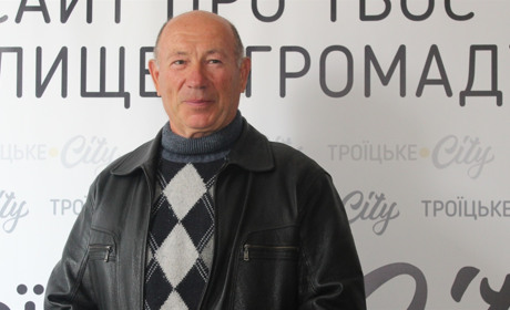 Троїчанин займається спортом навіть у холодну погоду 