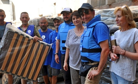 Херсонці отримали від Угорської Екуменічної Служби Допомоги великий гуманітарний вантаж