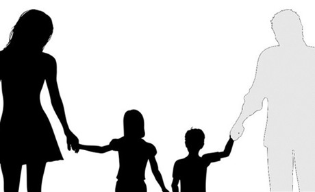 Пенсія в разі втрати годувальника призначається й при позбавленні батьківських прав