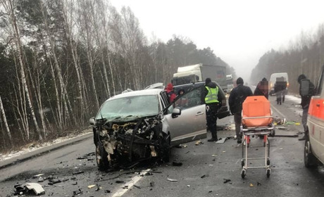 Шестеро постраждалих: у Сарненському районі зіткнулися чотири авто