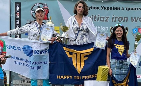 Срібну нагороду змагань з тріатлону здобула нетішинка Майя Абрамович