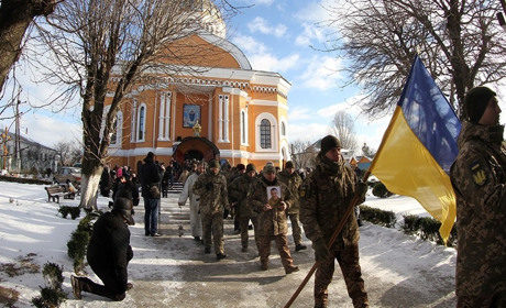 Громада Сміли прощалася із захисником Юрієм Плаксюком