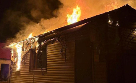 Ворог знову б’є по Чернігівщині: понад сотня вибухів, у Менській громаді пошкоджено будинок і авто