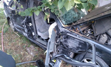 Утреннее ДТП в Измаиле: пострадавших из авто вытаскивали спасатели
